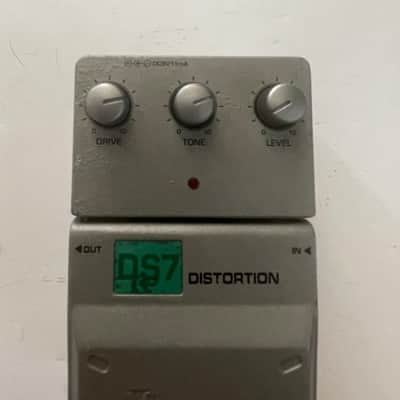 Ibanez DS7 Tone-Lok Analog Distortion Vintage Guitar Effect Pedal image 2