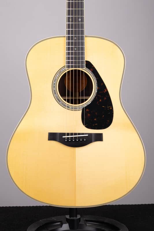 Yamaha LL16 ARE Original Jumbo Acoustic Electric Guitar With Bag - Natural image 1