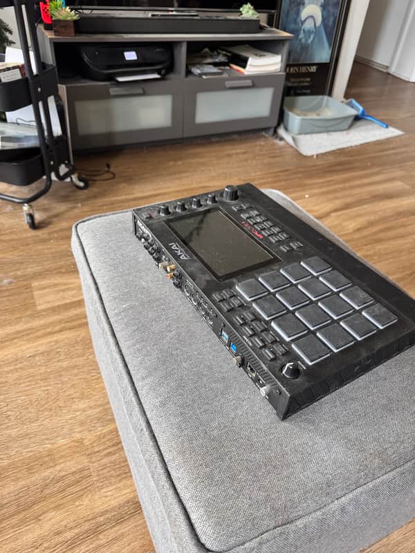 Akai MPC Live II Standalone Sampler / Sequencer 2020 - Present - Black image 1