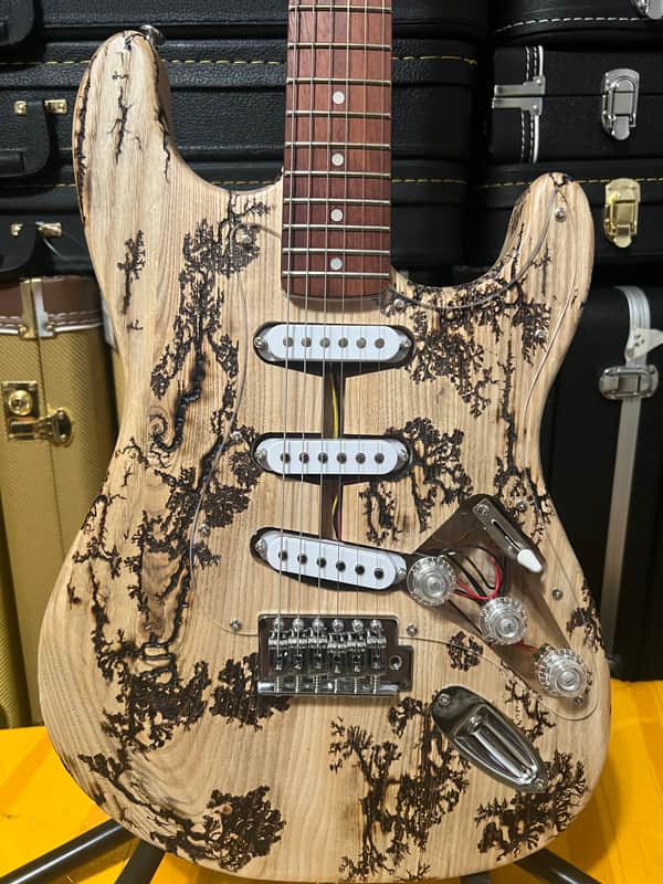 Unbranded Stratocaster 2000’s - Natural image 1