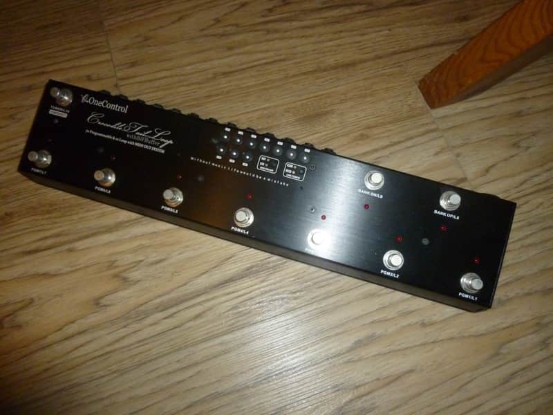 One Control Crocodile Tail Loop Switcher 2010s - Black image 1