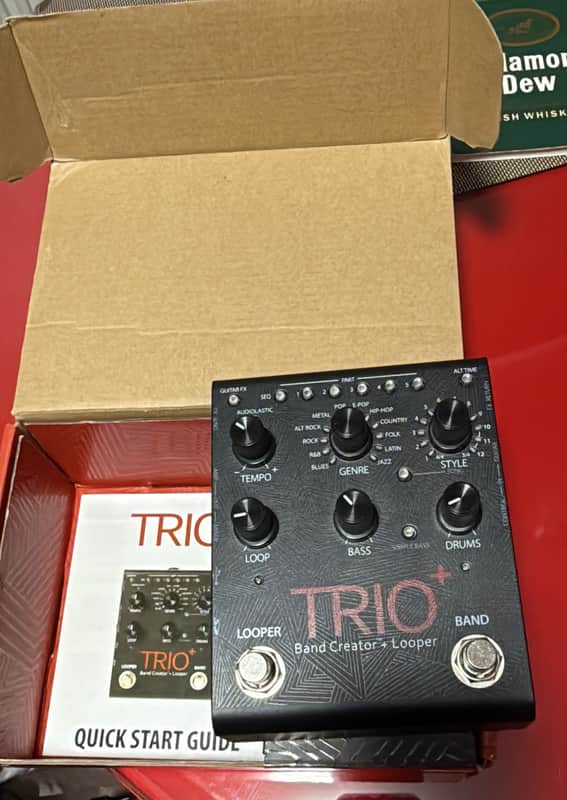 DigiTech TRIO Plus Band Creator + Looper mint image 1