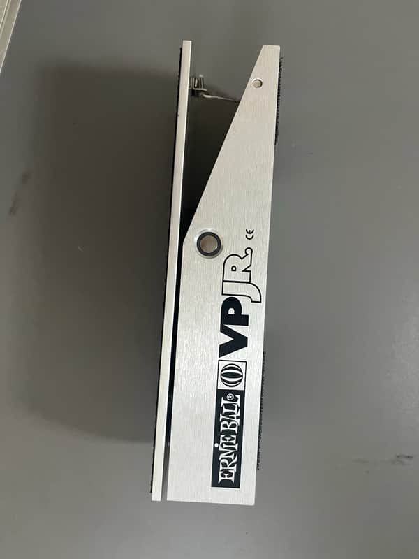Ernie Ball VP JR Volume Pedal Silver image 1