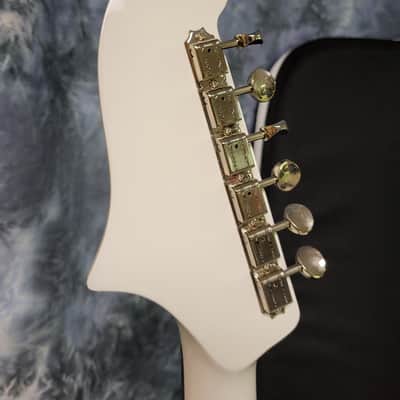 Video Demo 2021 Mint BiLT White Red Blue Stripe MERC Model Lindy Fralin Blues Pickups Trem Custom Design Pro Setup BiLT Gigbag image 10