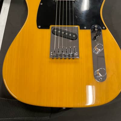 Fender 60th Anniversary Telecaster with Maple Fretboard - 2006 Butterscotch Blonde W/OHSC image 2