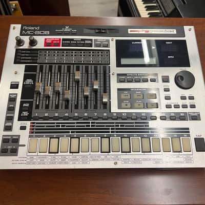 Roland MC-808 Groovebox 2010s - Silver image 4