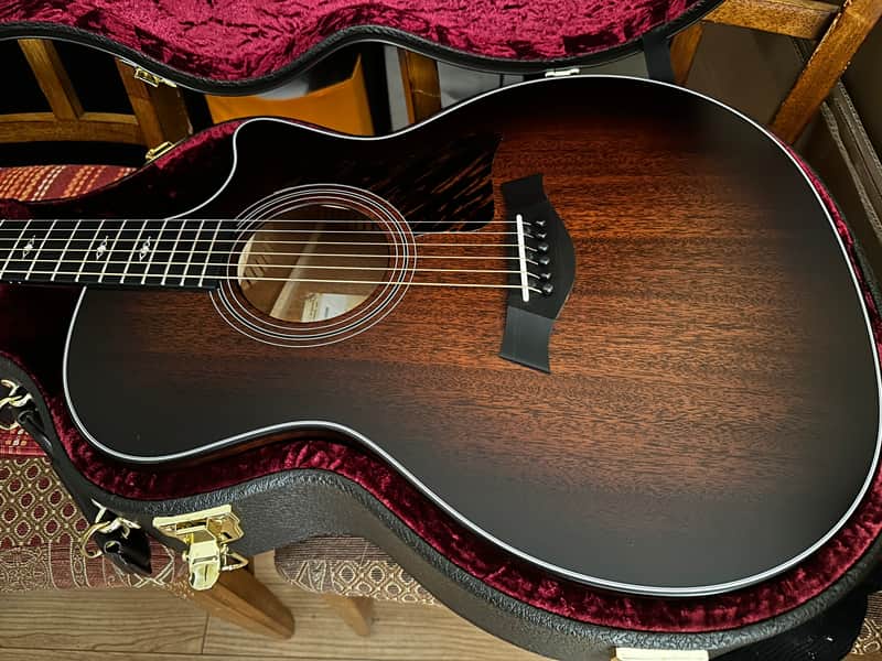 Taylor 324ce Grand Auditorium Mahogany Shaded Edgeburst ES2 2025 - Mahogany Shaded Edgeburst image 1