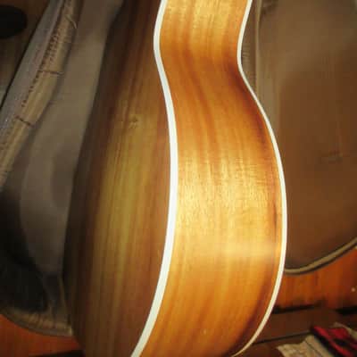Taylor 214ce with ES2 Electronics 2020 - 2023 - Natural image 8