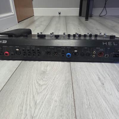 Line 6 Helix Floor Guitar Amp Modeler and Effects Processor & Line 6 Helix Bag imagen 5