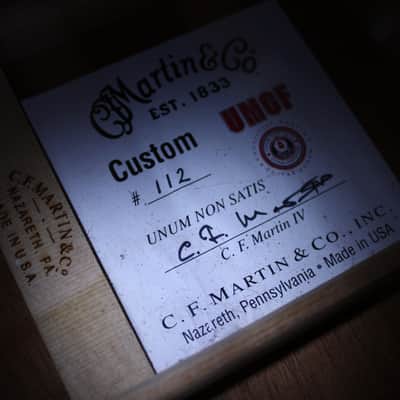 Martin Custom Shop 00-18VS UMGF 2013 Ambertone 1933 Sunburst image 12