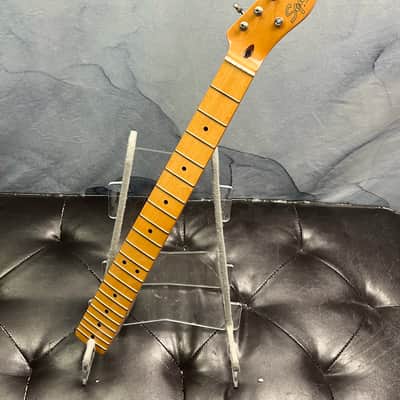 Squier Classic Vibe 50s Loaded Telecaster Neck Vintage Tint Maple image 2