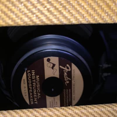 Fender Blues Deluxe Reissue 2-Channel 40-Watt 1x12" Guitar Combo 2005 - Present - Tweed image 7
