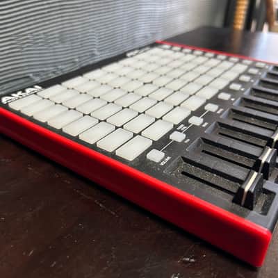 Akai APC Mini MKII MIDI Controller 2023 - Present - Black image 14