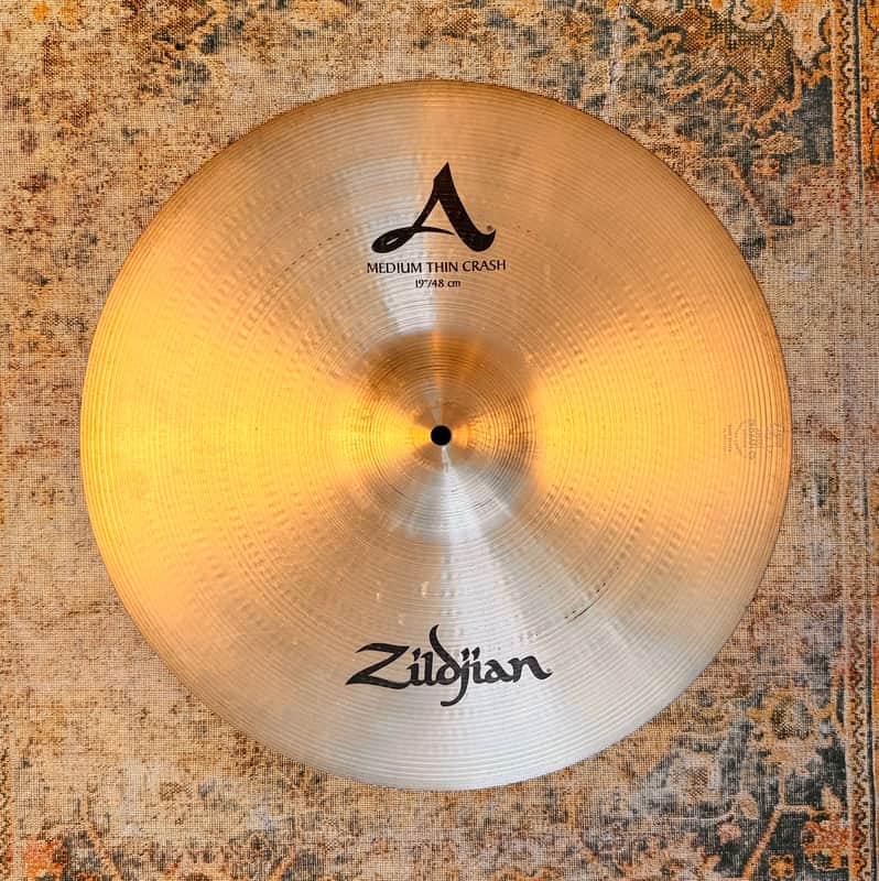 Fantastic ZILDJIAN 19” Medium Thin Crash Bendable Edges! CLEAN! Great Sounding One! 1674 g Don’t Pay $380!! image 1