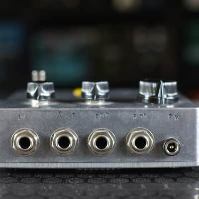 Fairfield Circuitry Hors d'Oeuvre? Active Feedback Loop 2020 - 2021 - Silver image 4