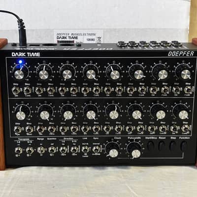 Doepfer Dark Time sequencer w/ box image 2