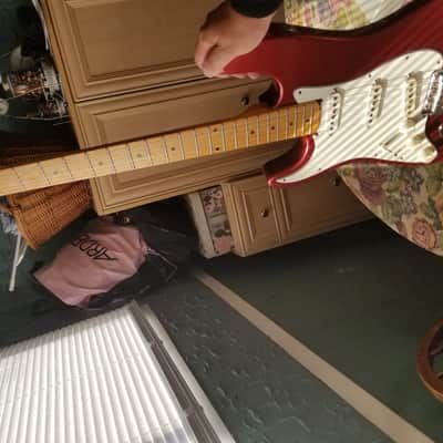 Left Handed Kramer Focus 2002 RED SPARKLE Fender USA PICKGUARD ELECTRONICS AND PICKUPS !! image 4
