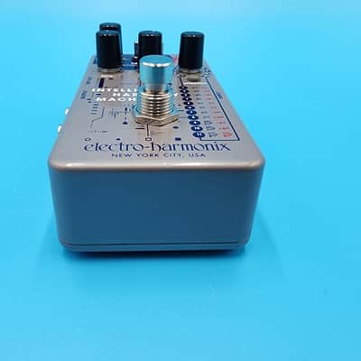 EHX Electro Harmonix Intelligent Harmony Machine Guitar Effect Pedal Shifter image 8