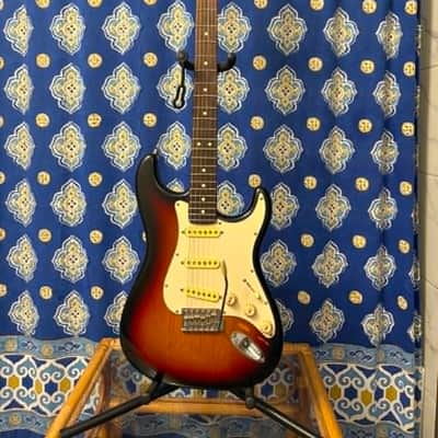 Fender Highway One Stratocaster with Rosewood Fretboard 2007 3-Color Sunburst image 1