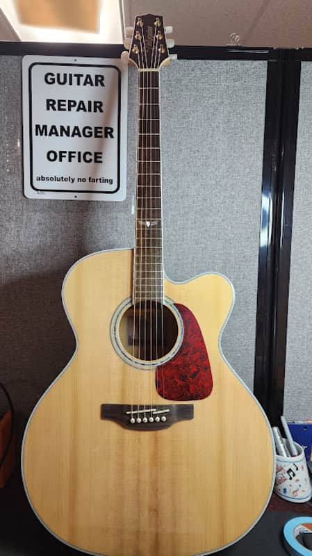 Takamine GJ72CE NAT G70 Series Jumbo Cutaway Acoustic/Electric Guitar Natural Gloss image 1