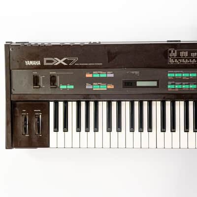 Yamaha DX7 FM Synthesizer – 61-Key – 120V Conversion – IEC Power image 4