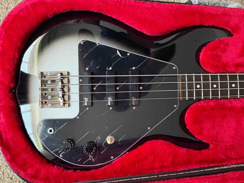 Epiphone Mike Dirnt Signature Grabber G-3 Bass