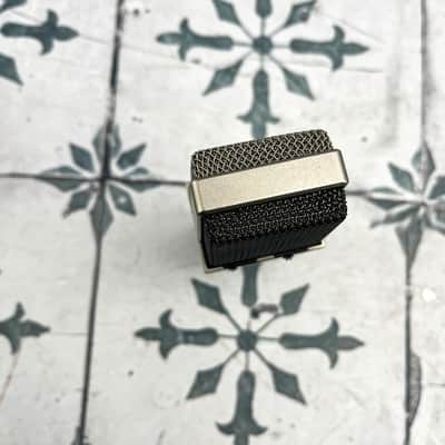 AKG C414 B ULS Large Diaphragm Multipattern Condenser Microphone image 5