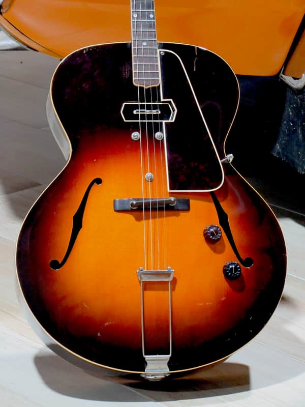 Gibson Charlie Christian Tenor Guitar 1937 Sunburst finish image 1