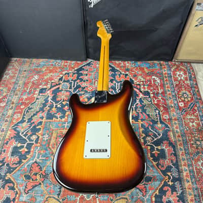 Fender USA Stratocaster 3 Tone Sunburst w/TBX - 1987 image 10