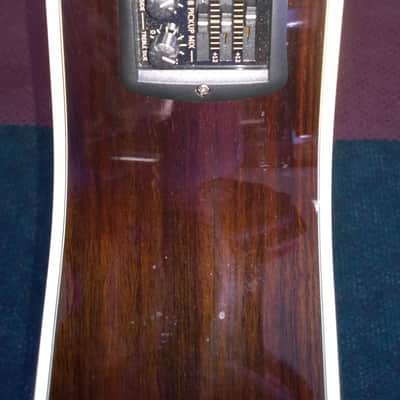 Yamaha LLX6A 2011 Spruce / Lacquer image 2
