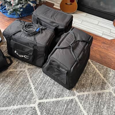 (4) QSC KLA12 KLA Series 12" Powered Line Array Speakers with Bags image 16