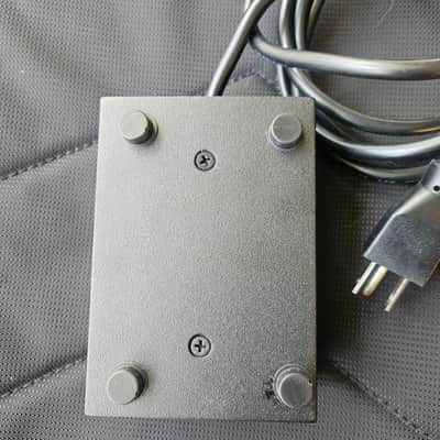 Vintage Horizon The Phantom 48 volt phantom power supply unit Console Preamp Recording Microphone image 2