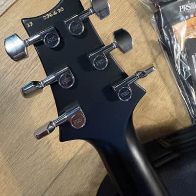 PRS CE24 USA Limited Edition Nitro Finish Black with Satin Neck image 5