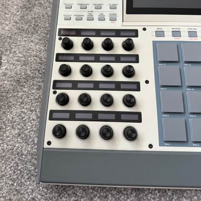Akai MPC X SE + Decksaver + MPK Mini II + Carry Case Bundle image 5
