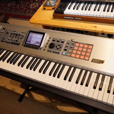 Roland Fantom-X8 88-Key Workstation Keyboard 2003 - 2004 - Silver image 4