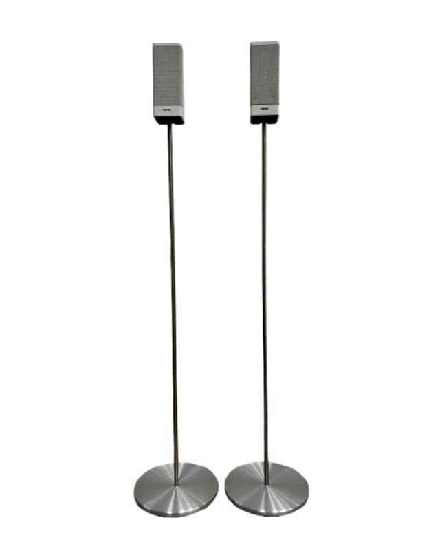 Loewe S1 Satellite Speakers - Pair - White - Excellent w/ stands image 1