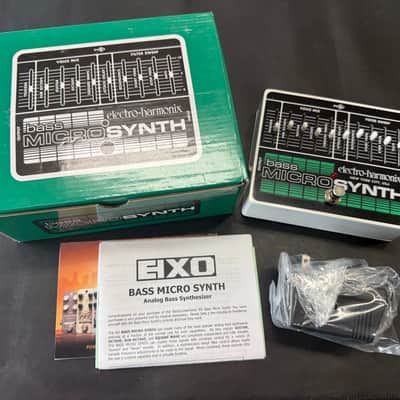 Electro-Harmonix Bass Micro Synth Pedal 2025- Black/Green w/Box + power supply