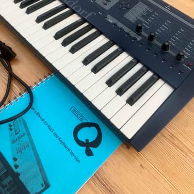 Waldorf Micro Q 37-Key Synthesizer 1999 - 2011 - Blue image 3