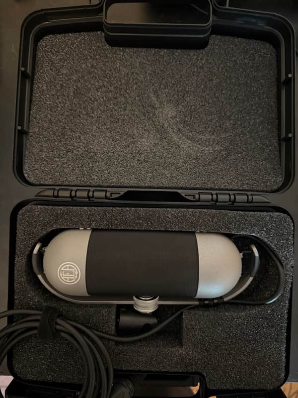 AEA R92 Ribbon Microphone