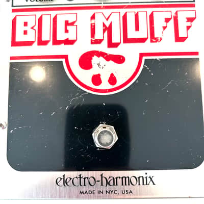 Electro-Harmonix Big Muff Pi NYC USA Big Box Fuzz Effects Pedal image 10
