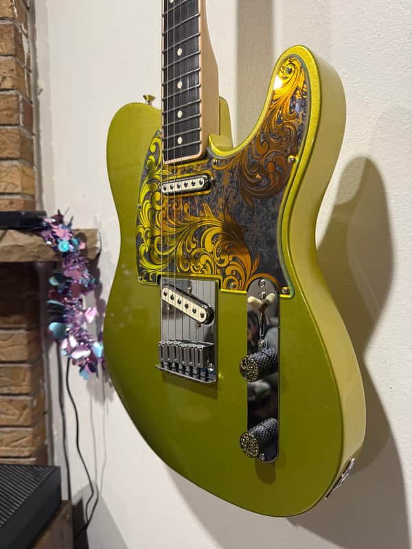 Fender American Ultra II Telecaster with Channel Bound Rosewood Neck 2024 - Present - Solar Flare