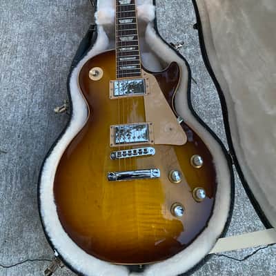 Gibson Les Paul Traditional 2008 - 2012 - Light Burst image 2