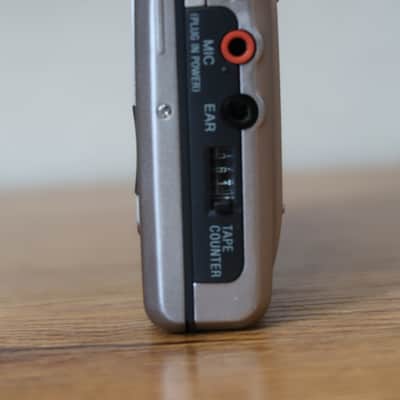 Sony TCM-450DV Cassette-Corder Player Recorder image 5