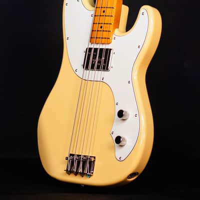 Squier Classic Vibe Telecaster Bass, Maple FB, Vintage White image 2