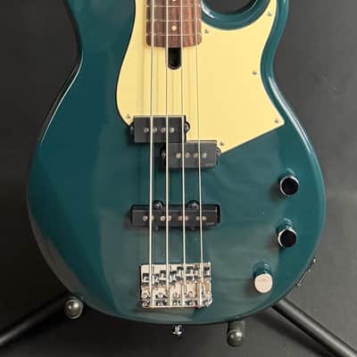 Yamaha BB434 Broad Bass 4-String Bass Guitar Teal Blue Finish