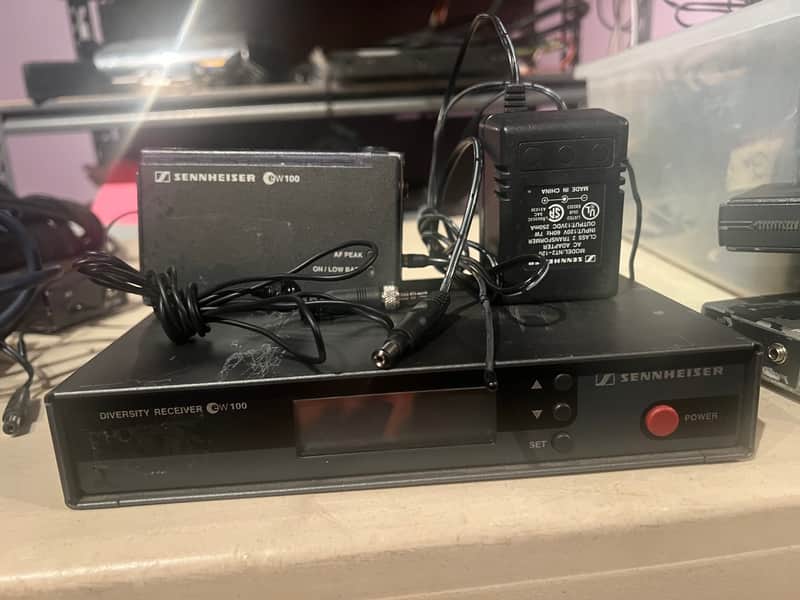 Sennheiser Diversity Reciever ew 100 500 MHz Range image 1