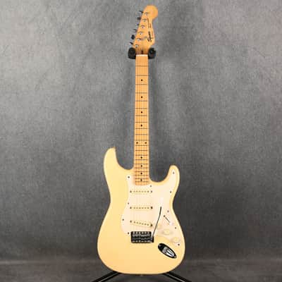 Squier Stratocaster - Made in Korea - White - 2nd Hand image 2