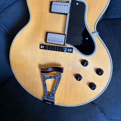 Sam Koontz 17” Archtop no sound holes very rare 1970’s image 2