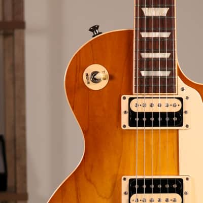 Gibson Les Paul Classic 2019 - Rosewood Fingerboard, Honeyburst, Used image 4