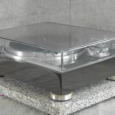 KENWOOD KP-9010 Direct Drive Turntable in Good condition image 2